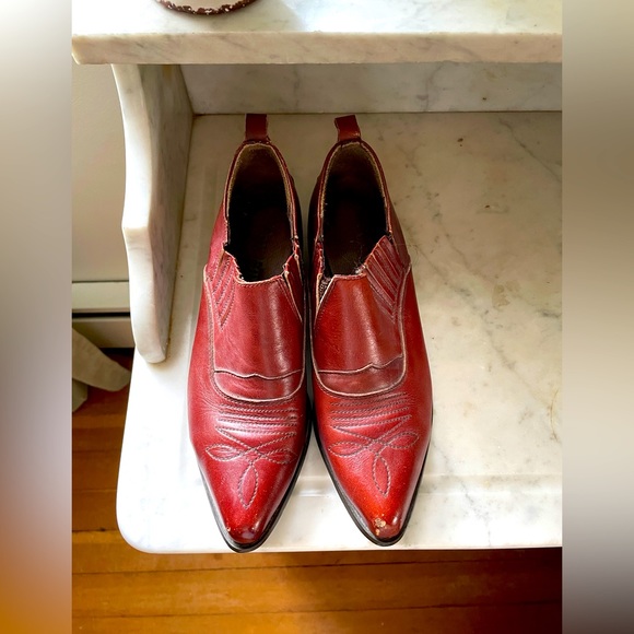 Vintage Ankle Cowgirl Booties in Red Leather - Picture 2 of 6